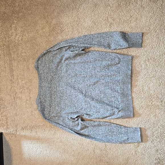 🍇American Eagle Sweater🍇 - Picture 4 of 5